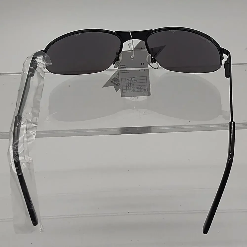 443 black sporty sunglasses with